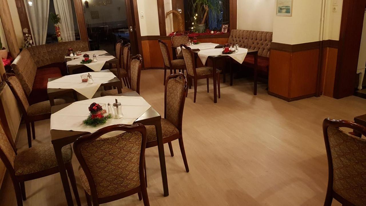Hotel Cafe Meynen Bad Münder am Deister Extérieur photo